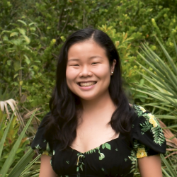 Naomi Lam '21 photo