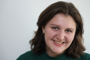 headshot photo of caileigh dowell