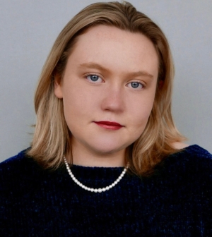 headshot photo of lily easter